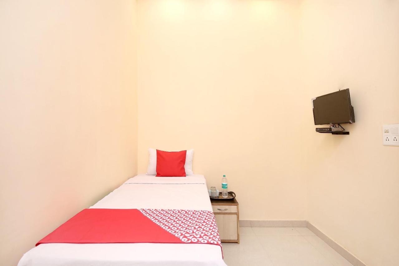 Oyo Flagship Armaan Resort Shahpur  Exterior photo
