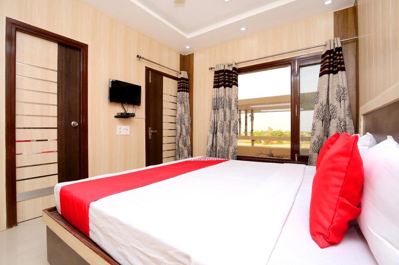 Oyo Flagship Armaan Resort Shahpur  Exterior photo