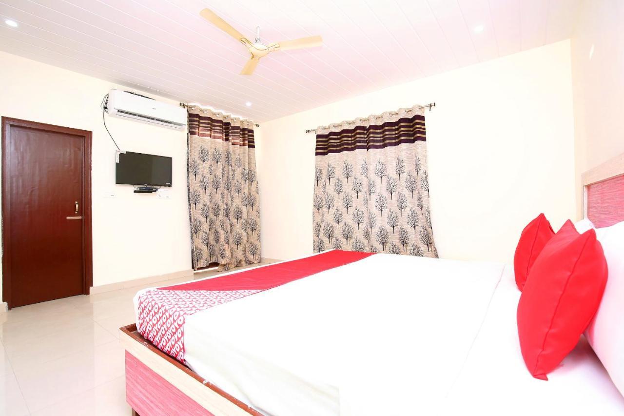 Oyo Flagship Armaan Resort Shahpur  Exterior photo